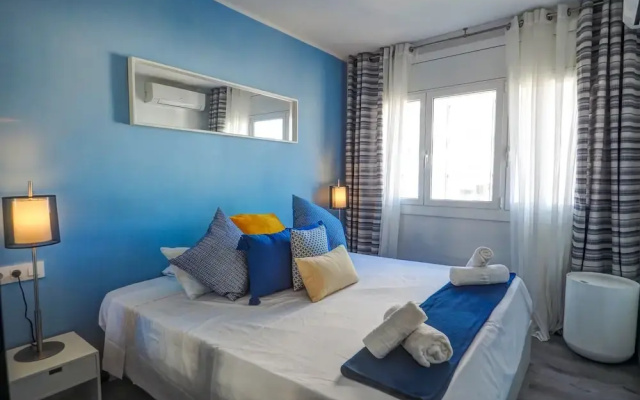 Chic Sea View Apartment