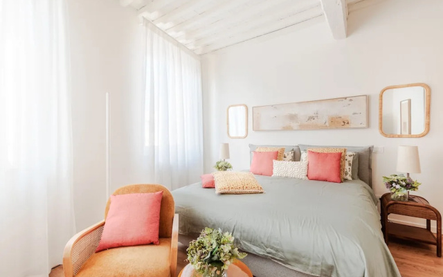 Letizia Penthouse in Lucca