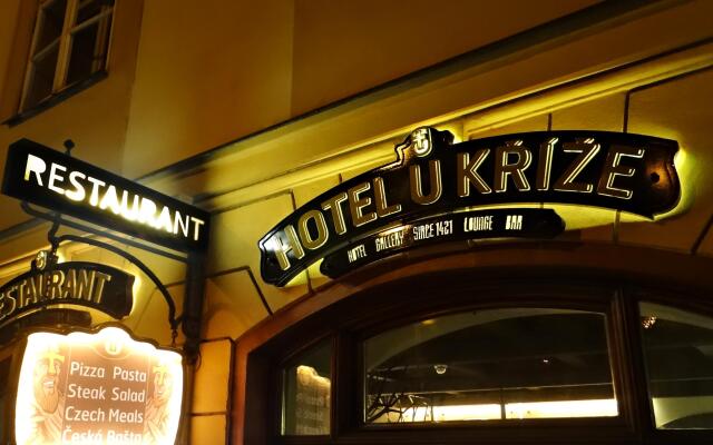 Hotel U Krize вид на фасад