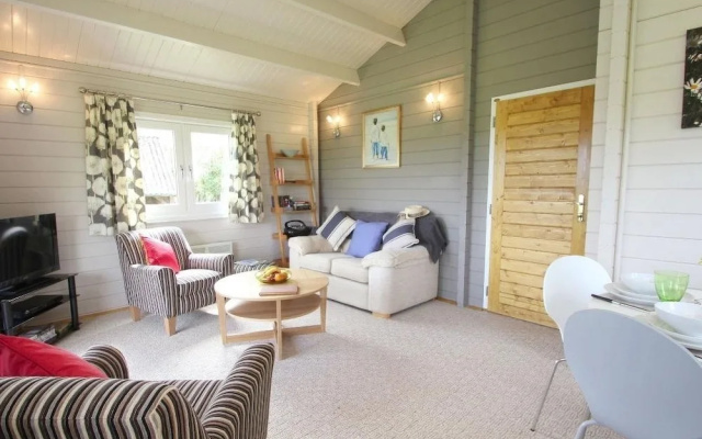 Daisy Lodge