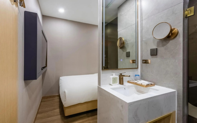 cheermay hotels (Yonghe Palace, Dongzhimen Street, Beijing)