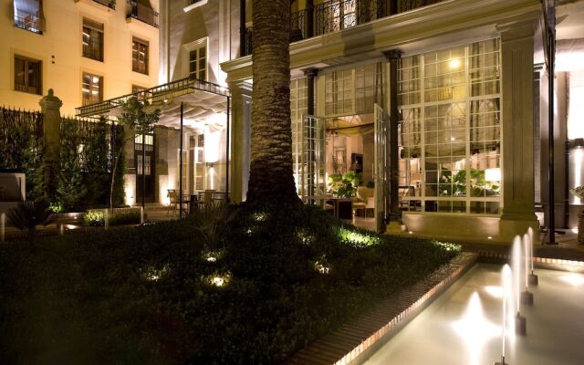 Hotel Villa Oniria вид на фасад