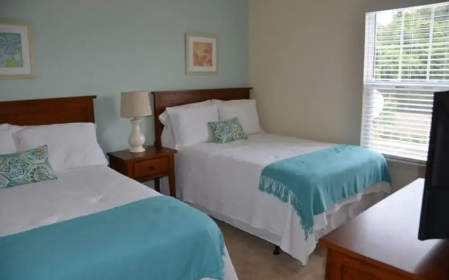 Lucaya 4 Bedrooms 3 Baths Townhome!
