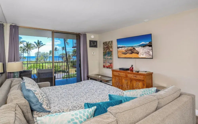 Sunny and Soothing Oceanfront Vistas