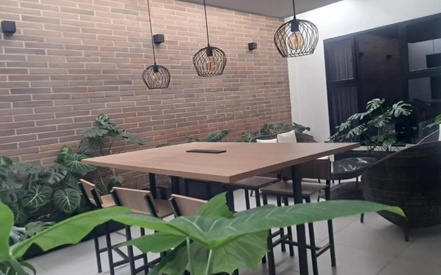 Hotel ECO 44