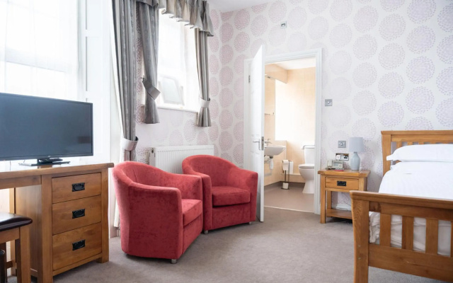 Lauriston Hotel