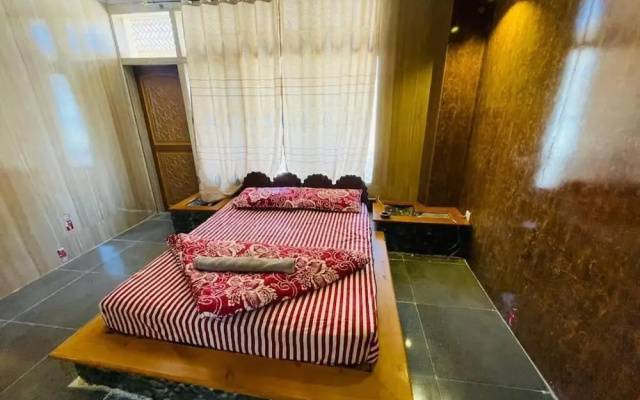Mondoq Fort Hotel Skardu