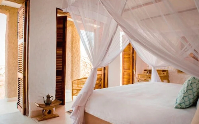 Ziwani Lodge