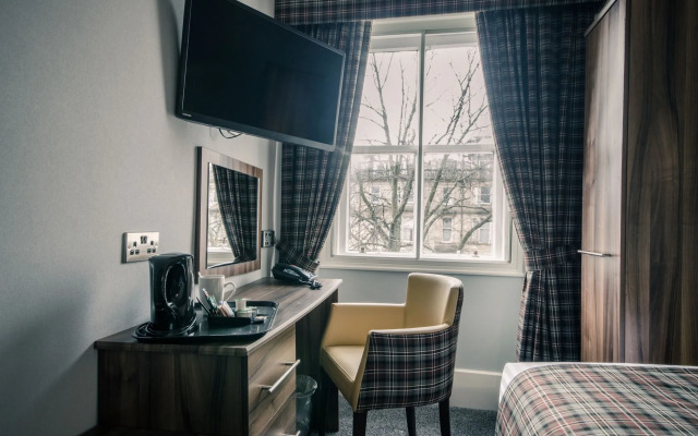 Royal West End Hotel