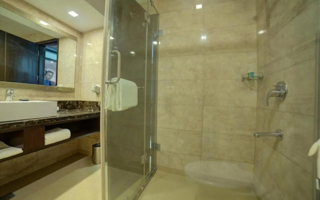 Goldfinch Hotel Delhi NCR