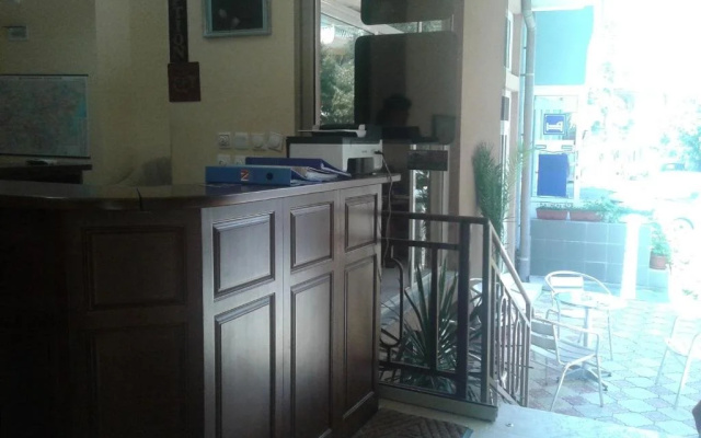 Hotel Elena Palace