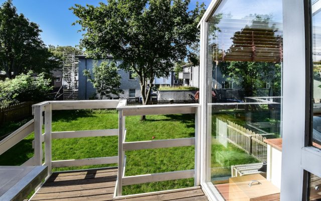 Apartment H43 in Reykjavik, Iceland from 371$, photos, reviews - zenhotels.com hotel front