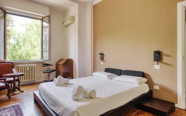 JOIVY Stylish Flat in Porta Genova