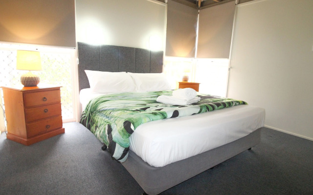 Kellys Beach Resort