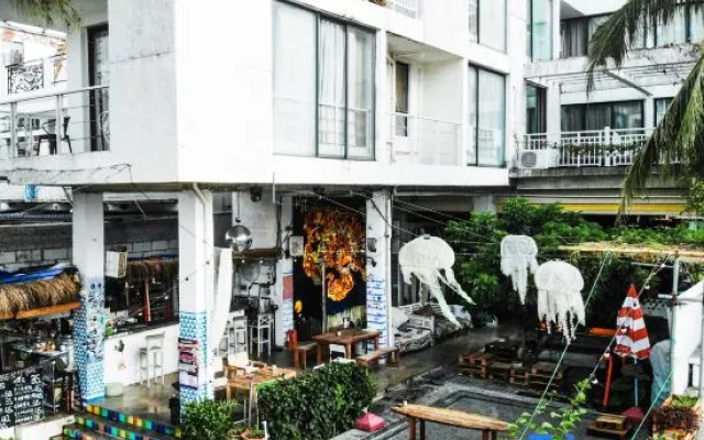 Jile Surfing Inn