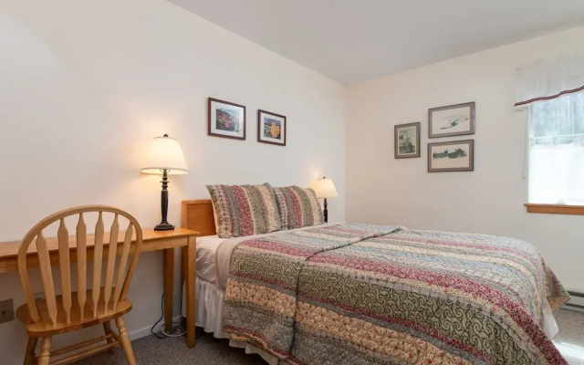 100 Snow Creek 2 Bedroom Condo