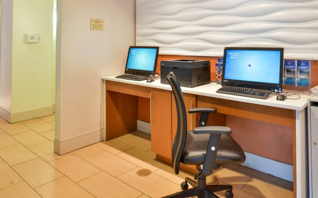 SpringHill Suites by Marriott Fairfax Fair Oaks