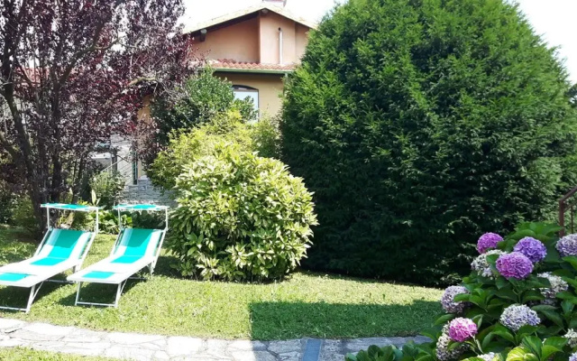Neo s Holiday House by La Turr de Mezz Lca Bellagio