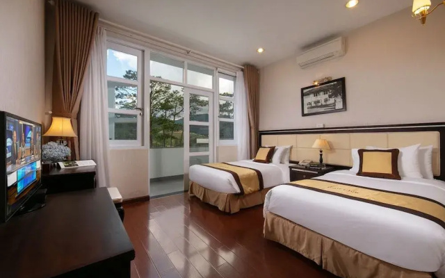 SAM Tuyen Lam Golf & Resorts