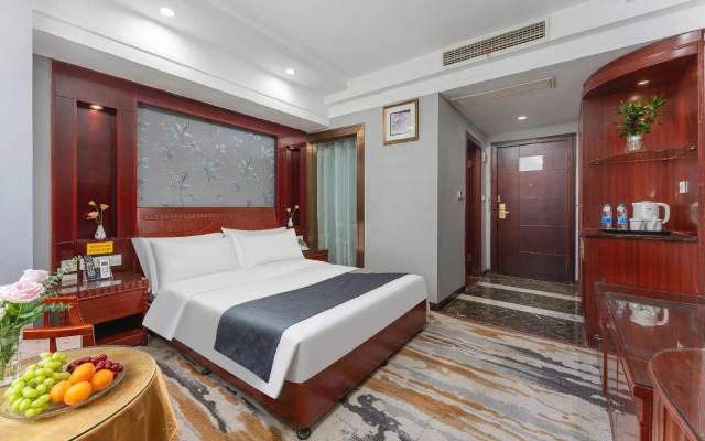 Chuanlong Hotel