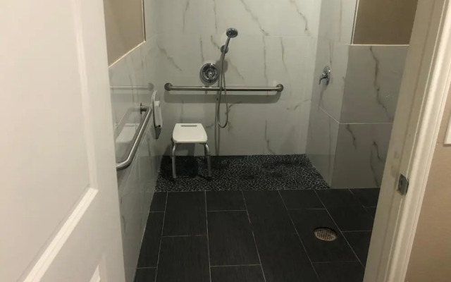 Budget Host Inn and Suites