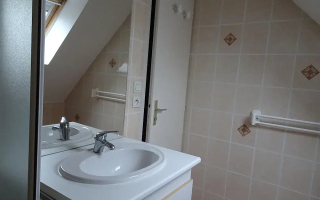 Holiday Home in Rhuys Near Plage de Rouvran
