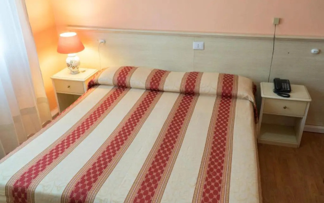 Primavera Hotel