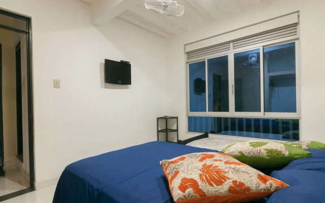 Nirvana , Casa de Huespedes