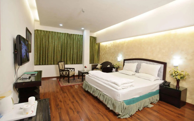 Hotel Grand Mumtaz Towers