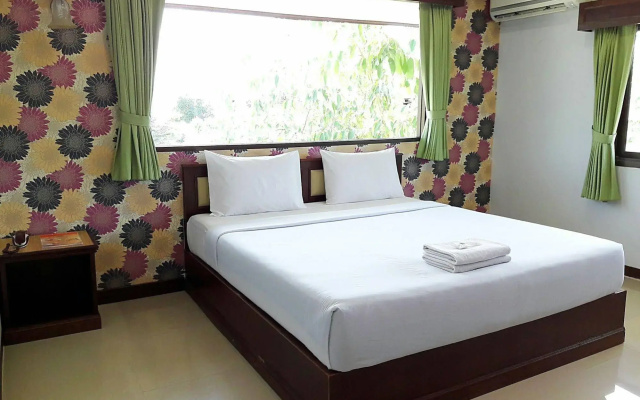Fahproundfon Hotel