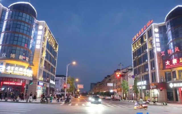 Tianzihu Changyue Hotel