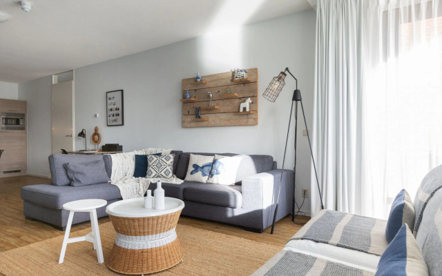 Apartment in Netherlands With Marina View