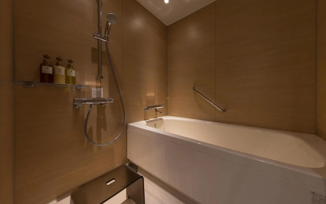 Отель Jr Kyushu Hotel Blossom Shinjuku