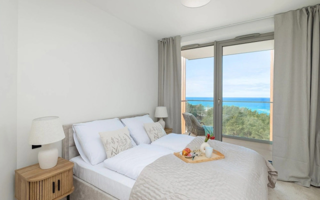 Apartment With Direct sea View