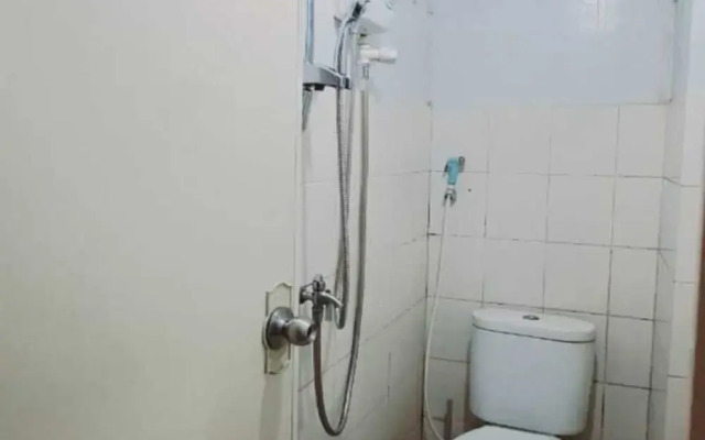 Hotel O Dealova Room