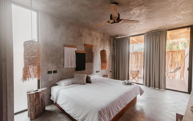 Dos Mares Barefoot Luxury