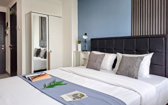 Blue Studio At Apartment Collins Boulevard