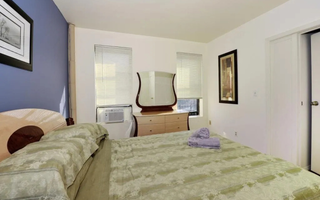 Midtown East Apartments