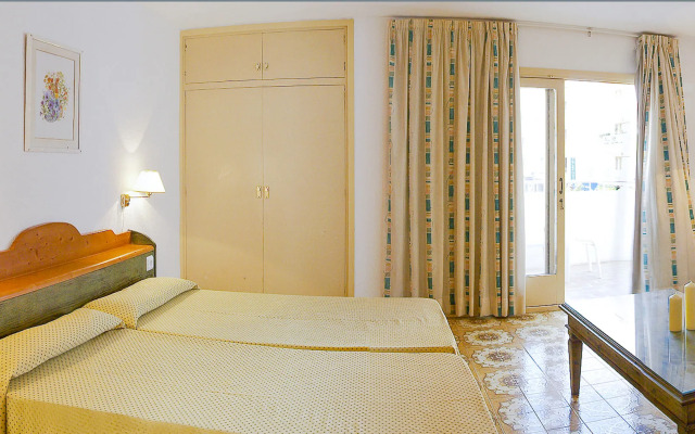 Apartamentos Bon Lloc