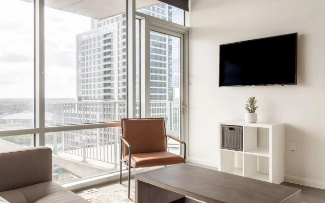 Austin Upscale 1BD 1BA 2nd Street District Apartment
