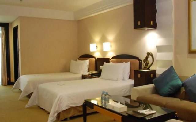 Kande Club Hotel