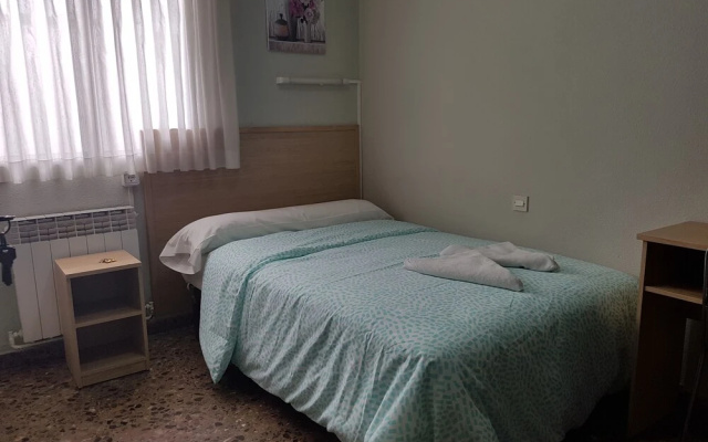 Hostal Milmarcos