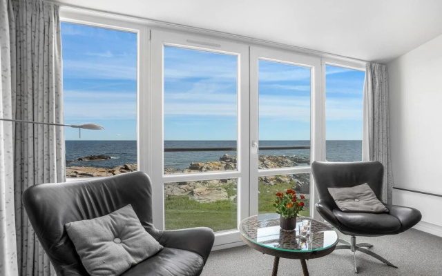Beautiful Apartment in Allinge With 1 Bedrooms and Wifi