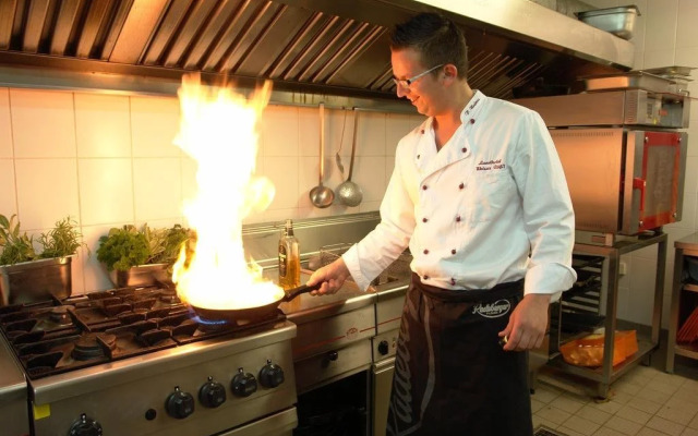Landhotel Weisses Röß`l