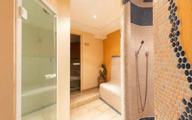 Apartment in Langenfeld With Sauna