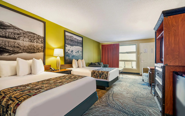 Super 8 by Wyndham Lake George/Downtown
