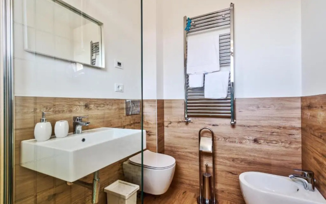 B&B Alusea