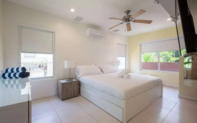 Casa Del Mar Boutique Apartments