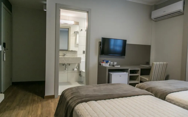 Hotel Crisul