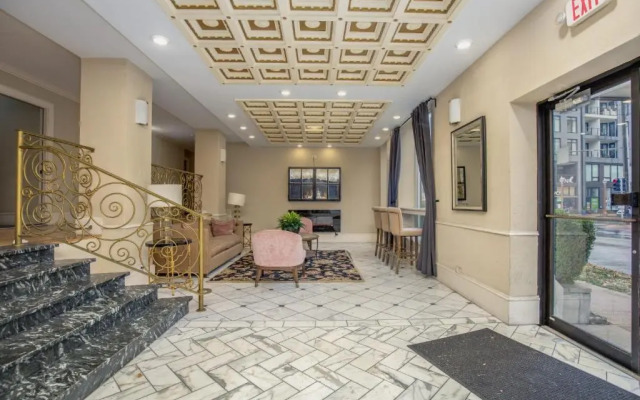 Simple CWE Studio near BJC by Zencity